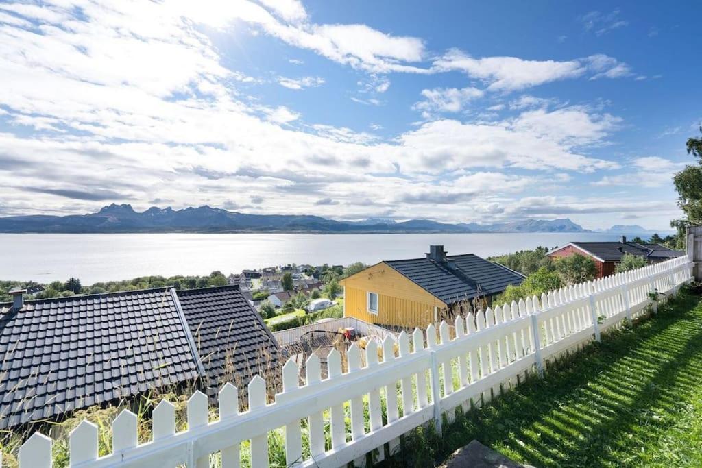 Well-Equipped Apartment With Stunning Views Bodø Extérieur photo